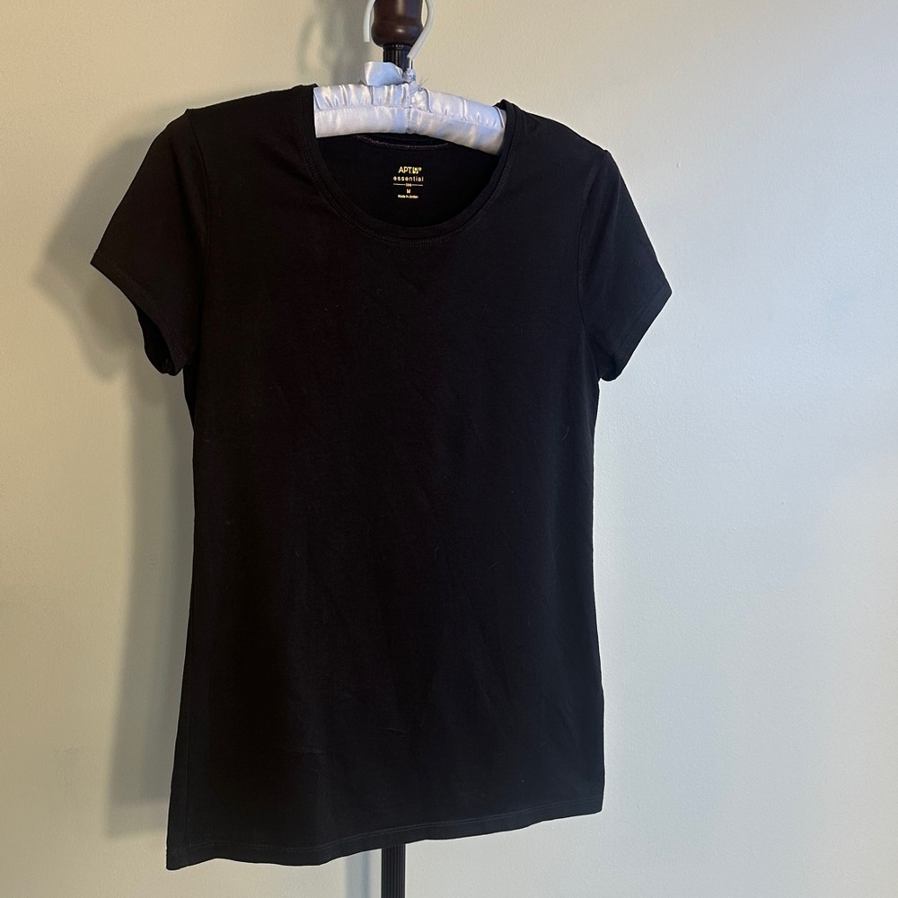 Apt.9 essential tee medium